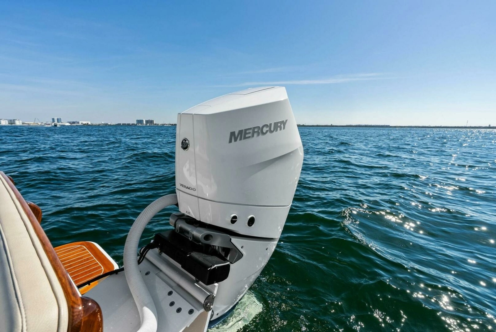 26 High Ground Boatworks 2024 - engine