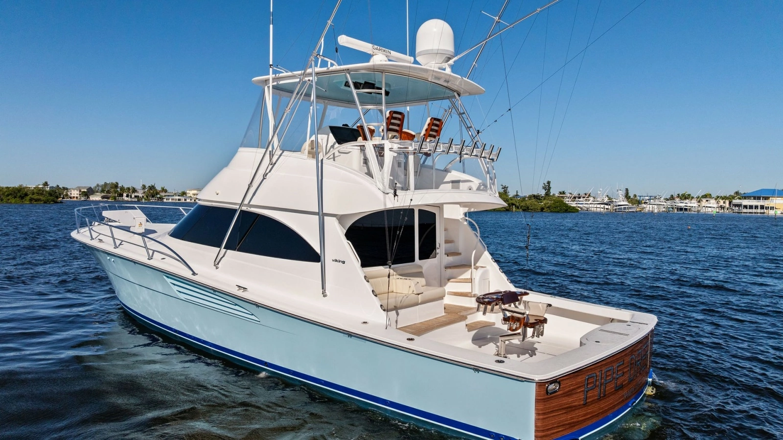 Aft Deck and Flybridge View