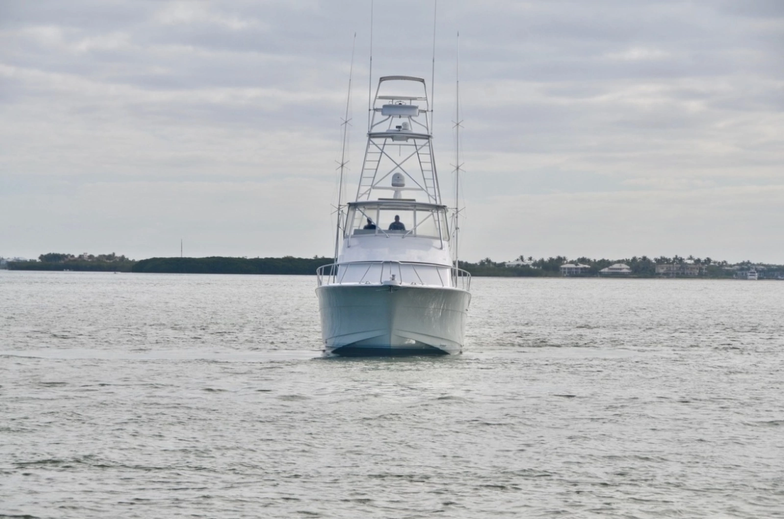Hatteras SF Down Time - Exterior