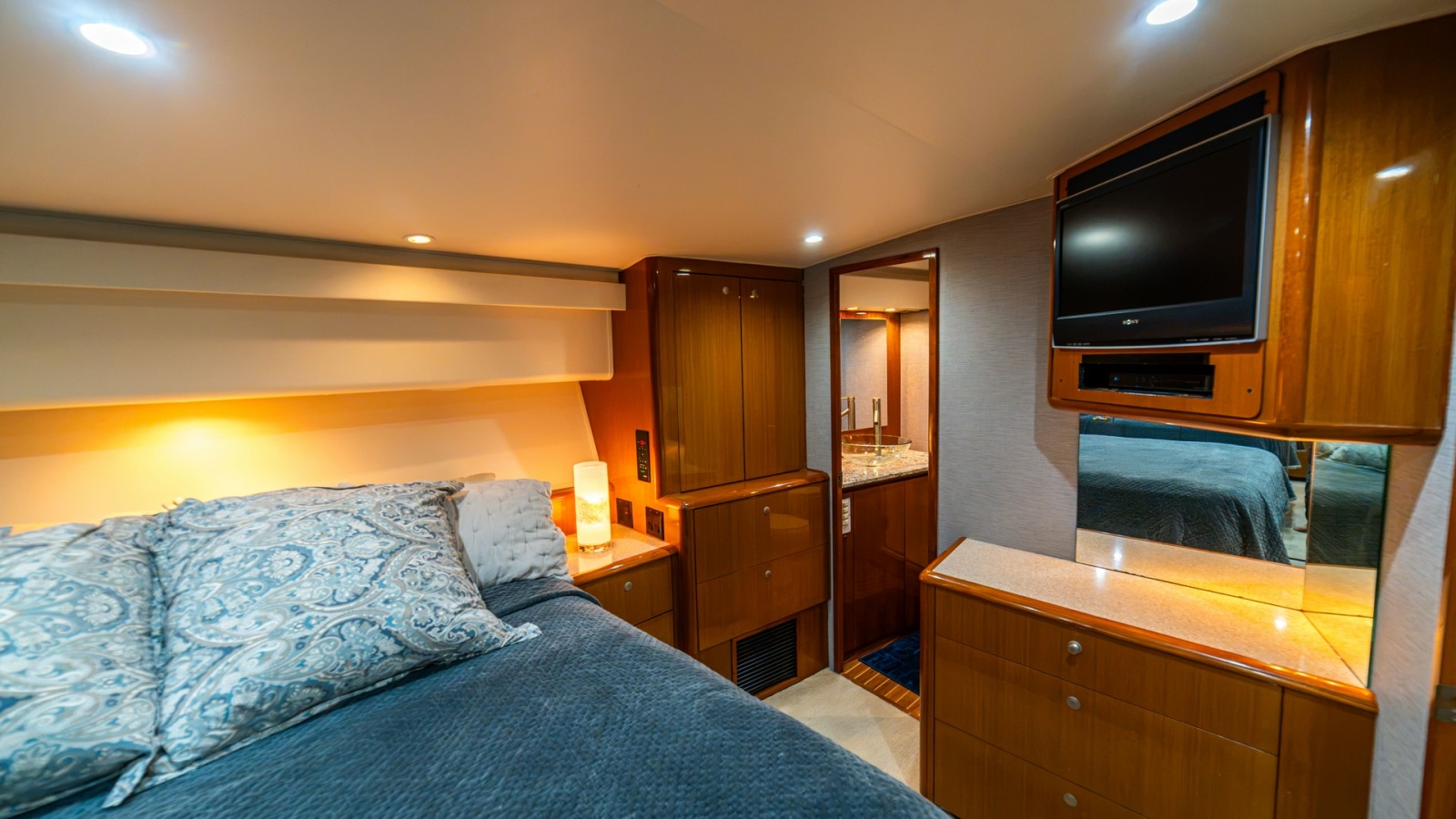 2001 Viking 61 Convertible- Caliente- Master Stateroom