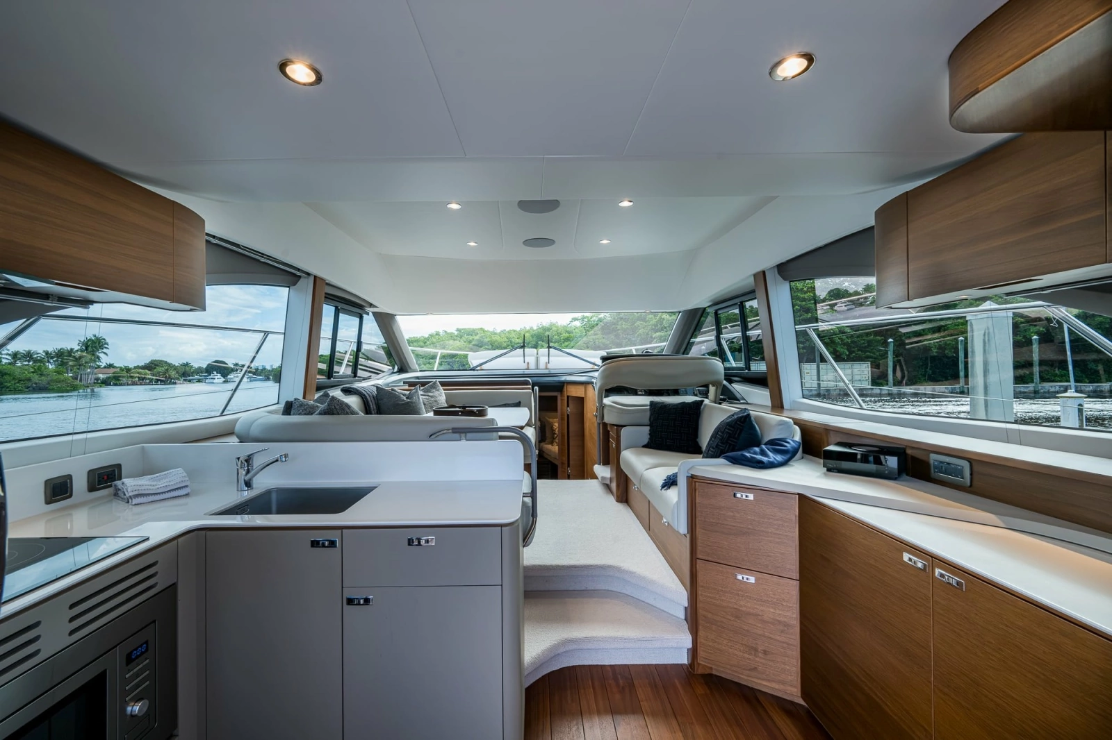 2025 Princess F45