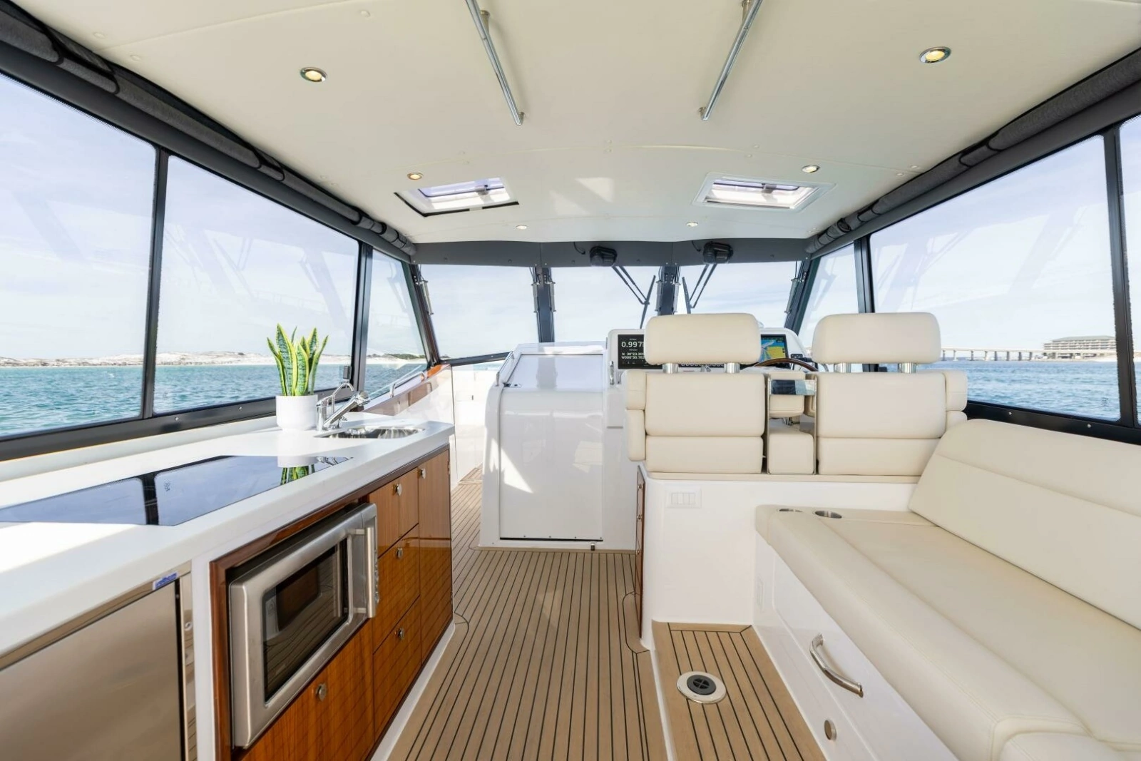 2025 MJM 4 46- Salon