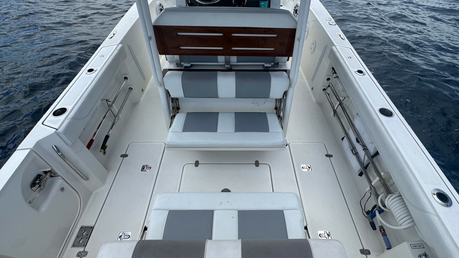 2022 Pursuit S288-