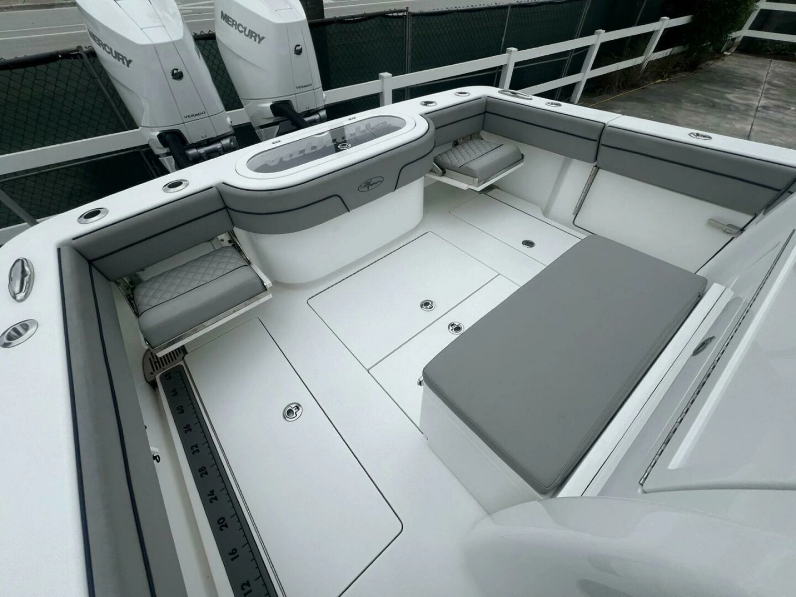 Valhalla 33 JUST ONE MORE - Aft Seating