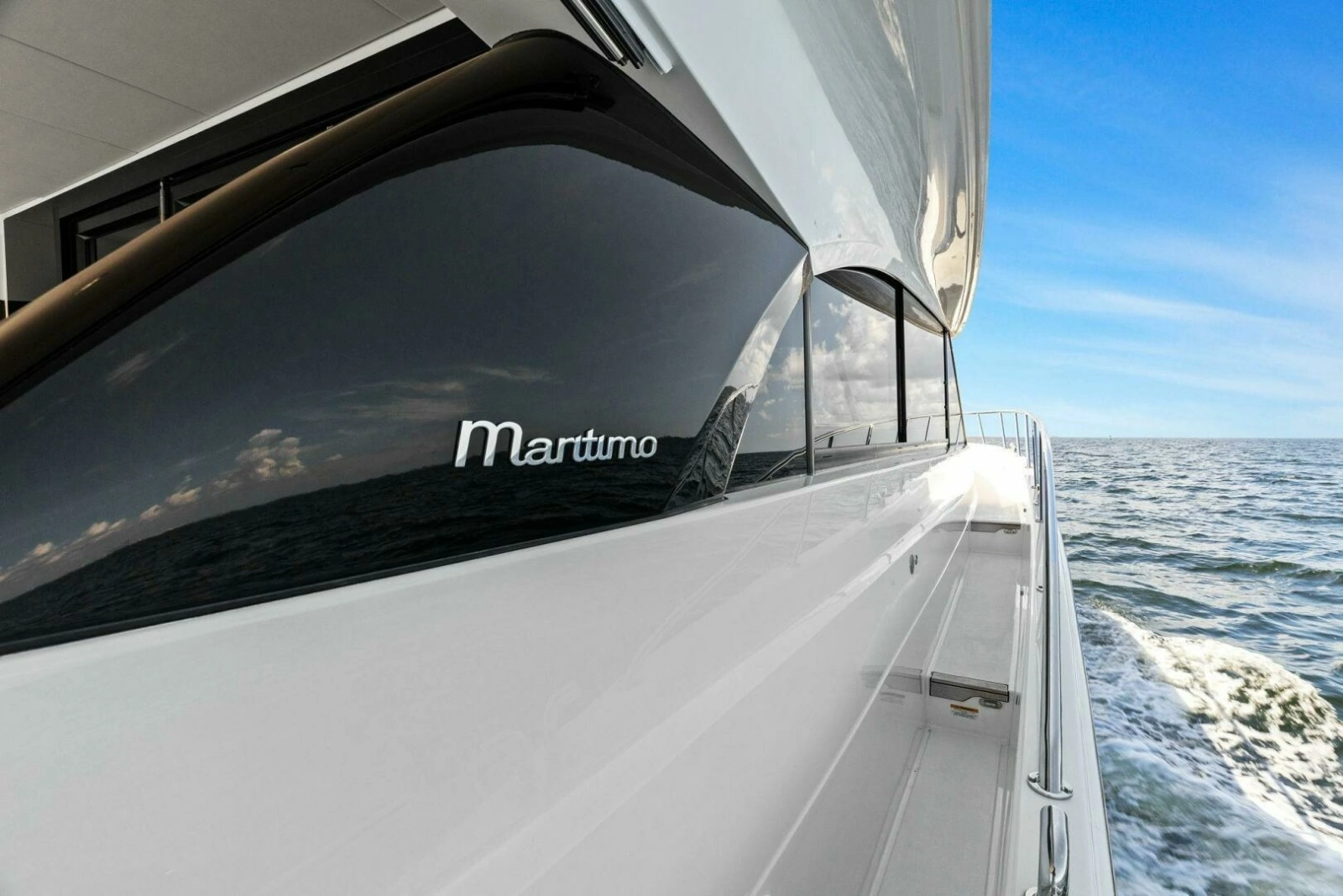 2025 Maritimo M600 