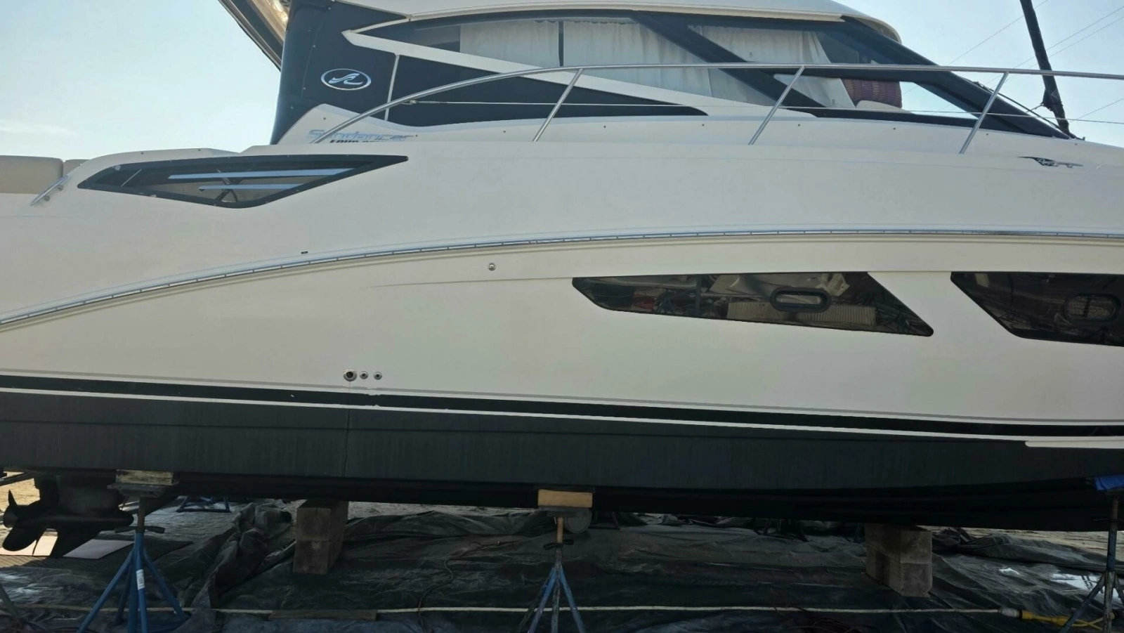 2016 Sea Ray 470 Sundancer 'Lopez Cove II' - Bottom Paint