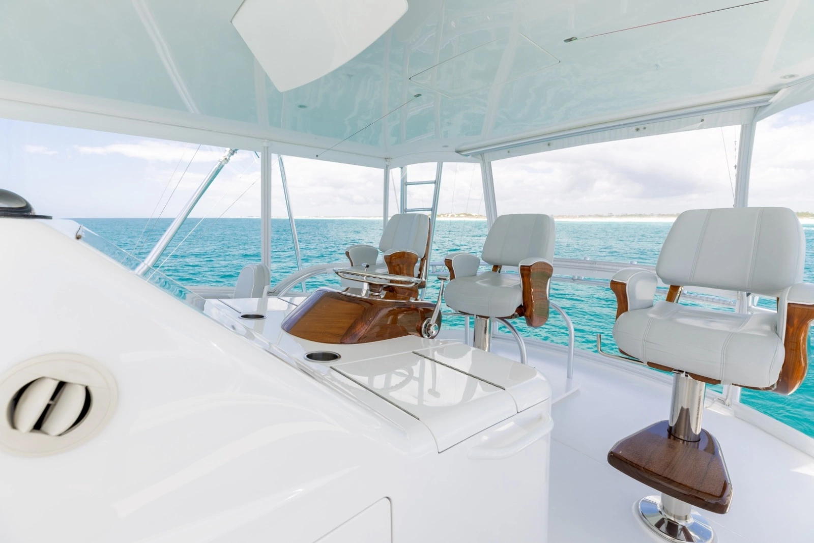 2023 Viking 72 Convertible- TEAM SUPREME- Helm