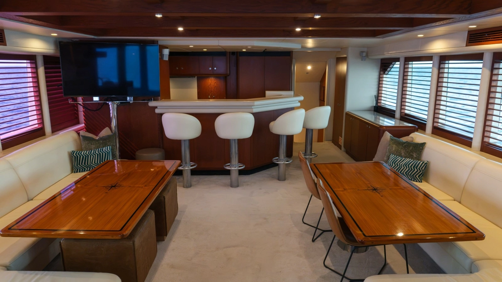 Spacious Salon with Bar Seating