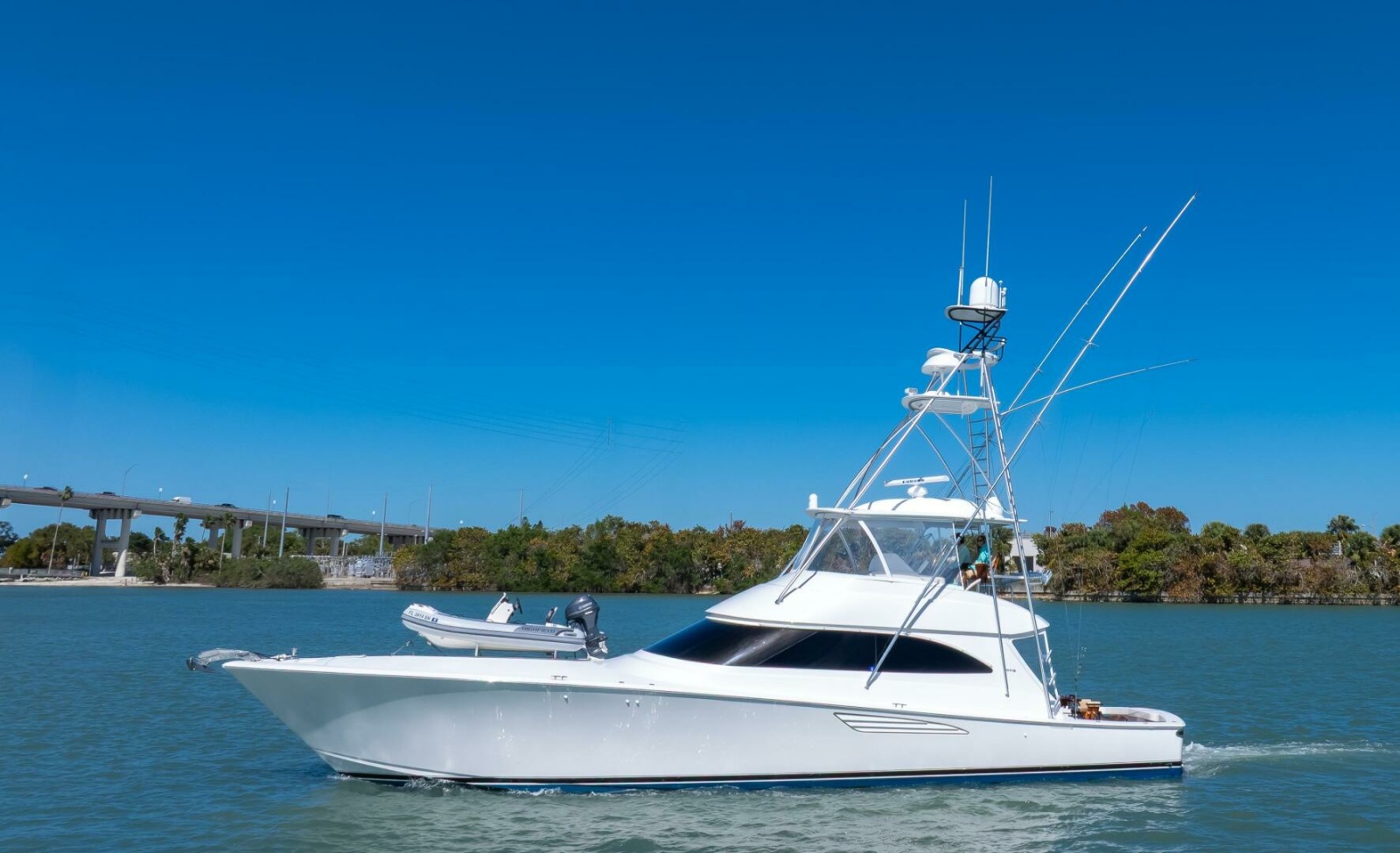 2019 Viking 62 Convertible