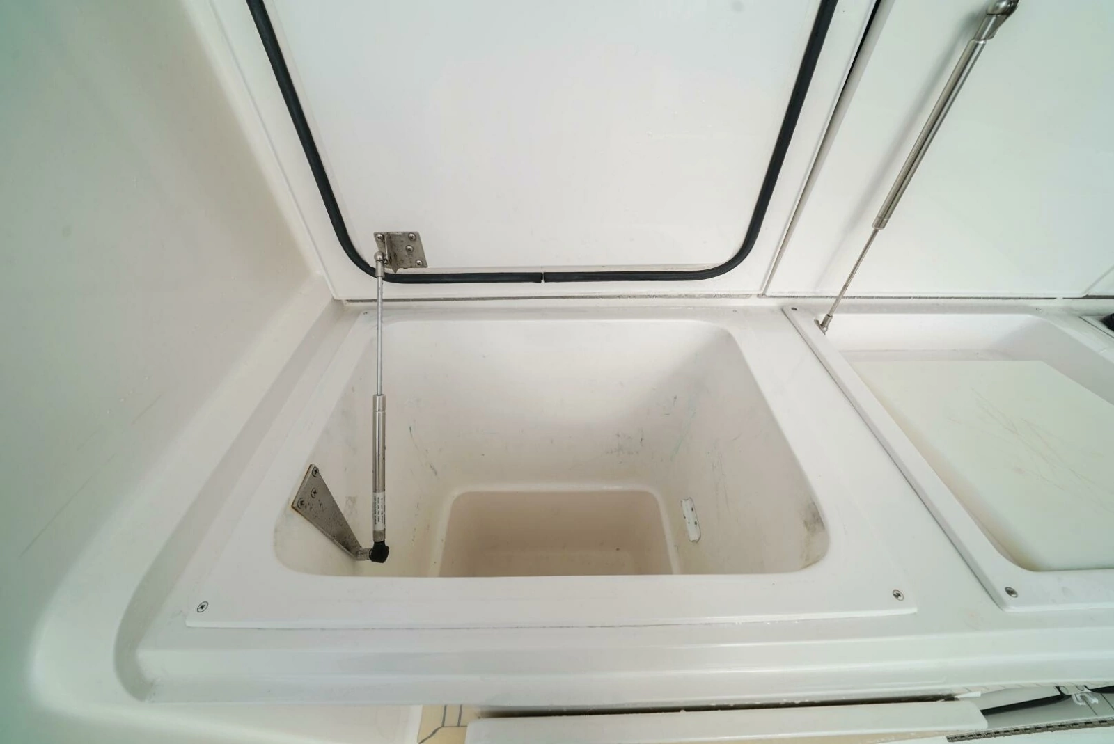 2007 Viking 45 Convertible Bad Habits