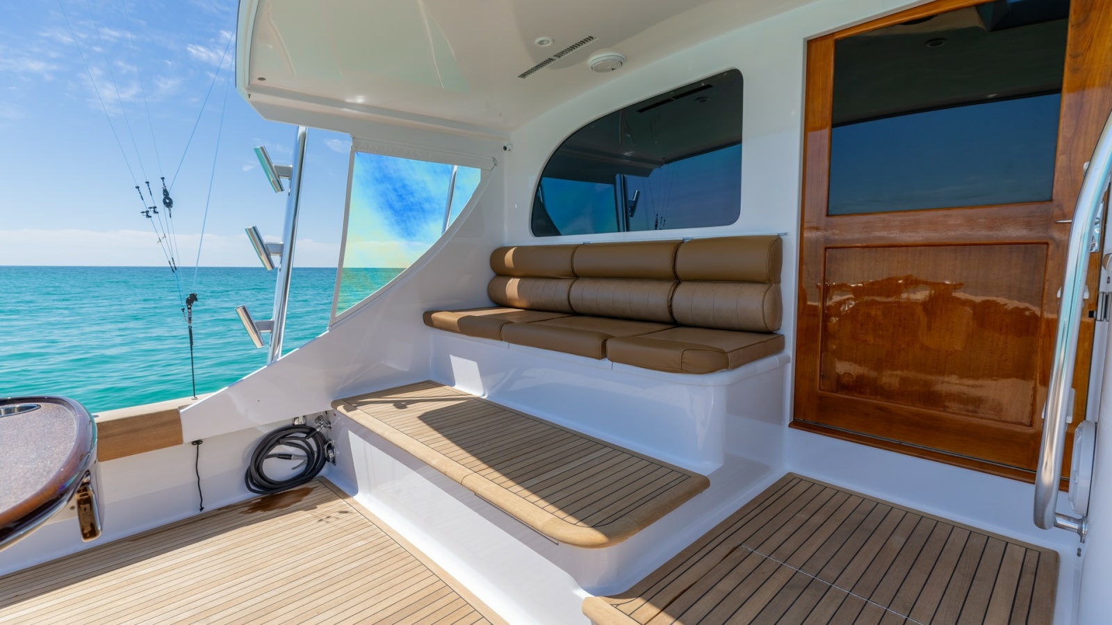 Teak Cockpit with Seating Area