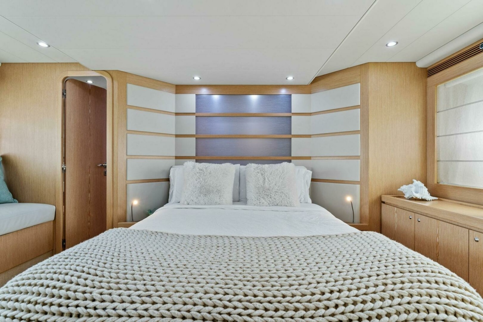 62' 2013 Ferretti Yachts 620