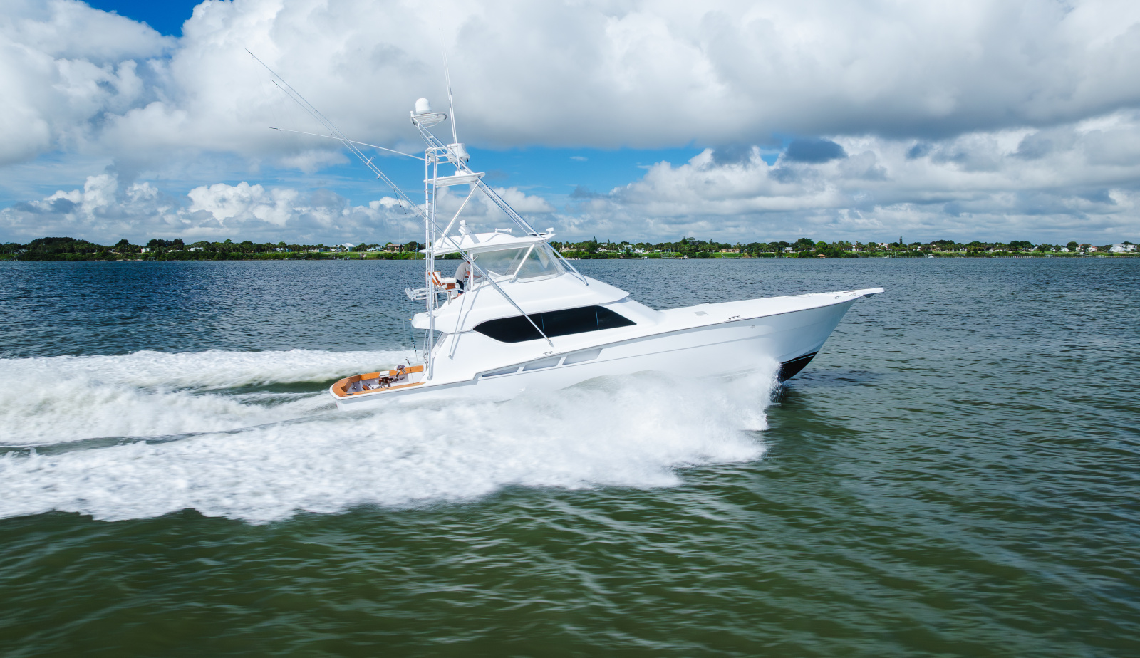 2005 Hatteras 60 Convertible