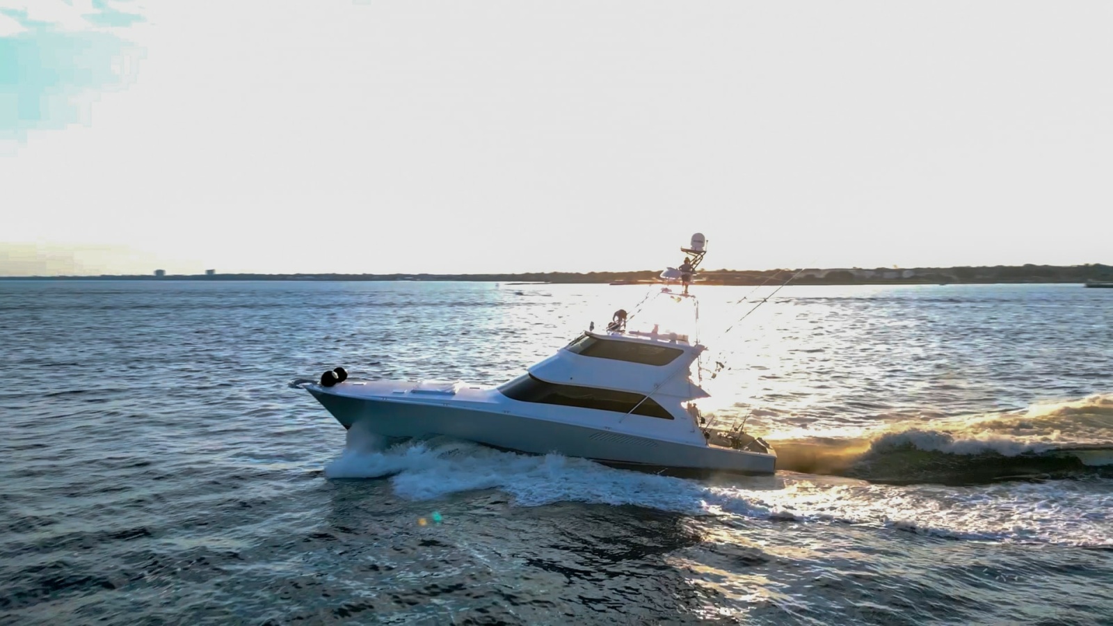 74' 2007 Viking 74 Enclosed Bridge