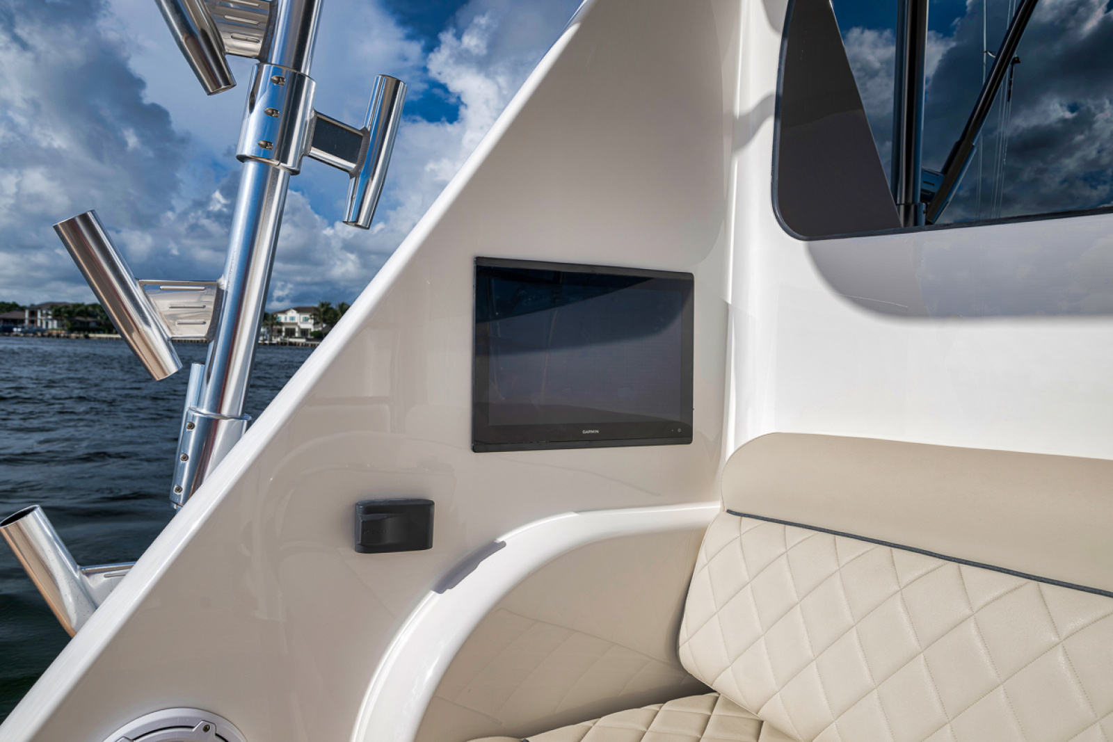 2020 Viking 68 Convertible