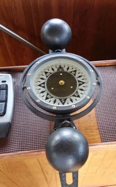 Diesel Duck  50 Pilot House Compass