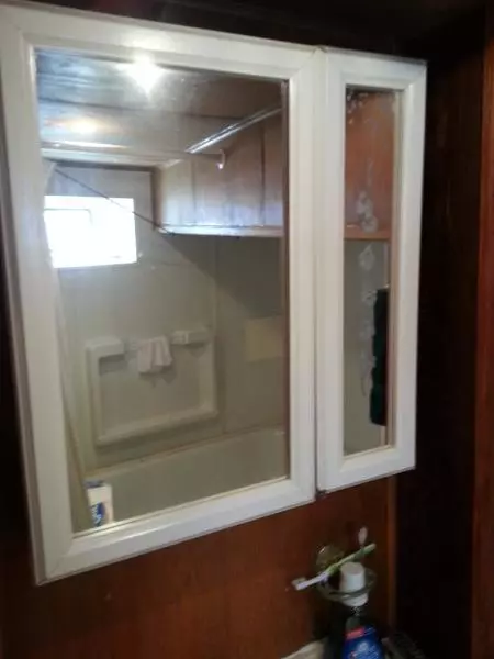 Diesel Duck  50 Aft Head Vanity