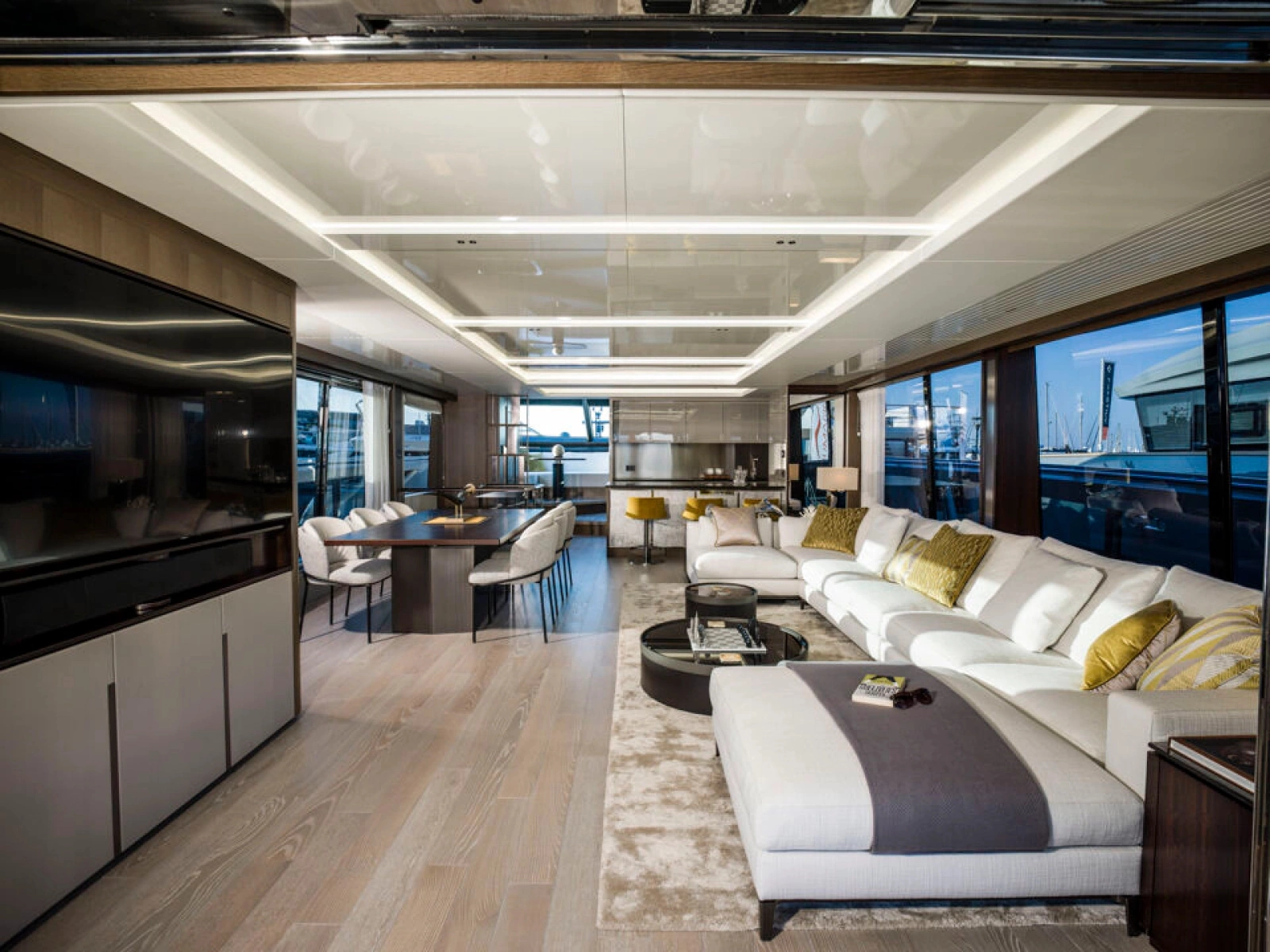 90 OCEAN 90ft Sunseeker Yacht For Sale