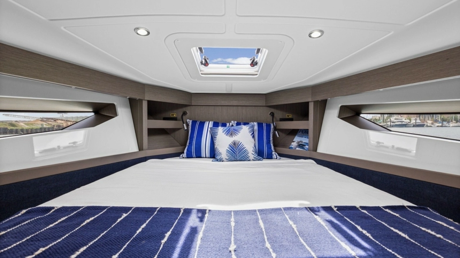 2022 Beneteau 41 Grand Turismo War Downs Eagle Master Stateroom (1)