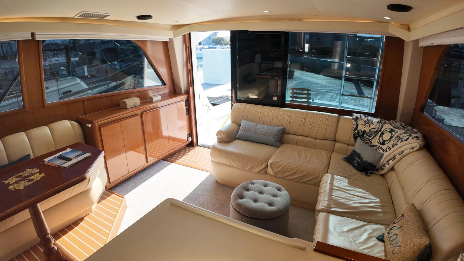 1998 Viking 47 Convertible