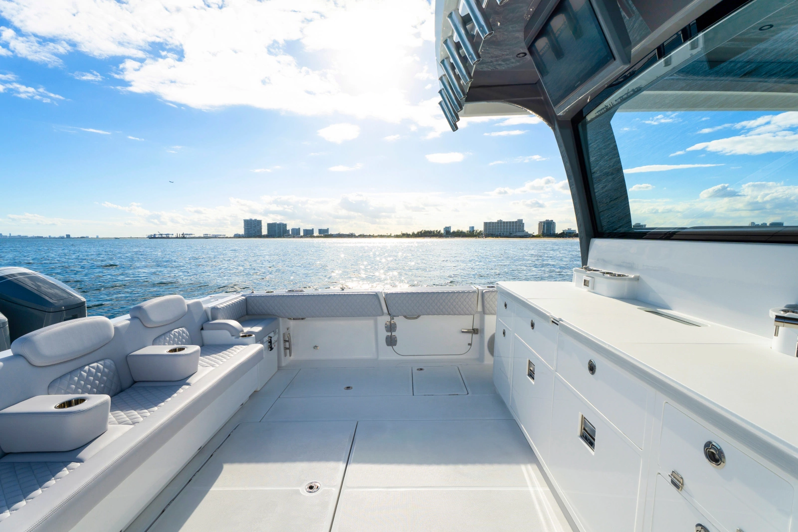 56ft HCB Yacht For Sale