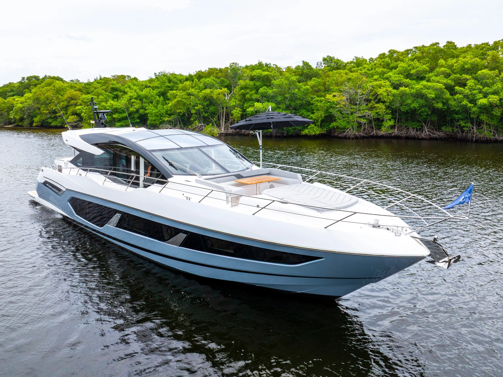 PREDATOR 75 75ft Sunseeker Yacht For Sale