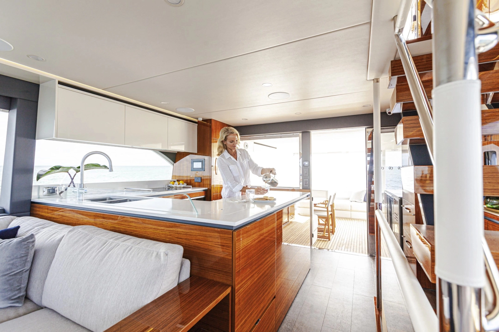 78 Motor Yacht 78ft Riviera Yacht For Sale