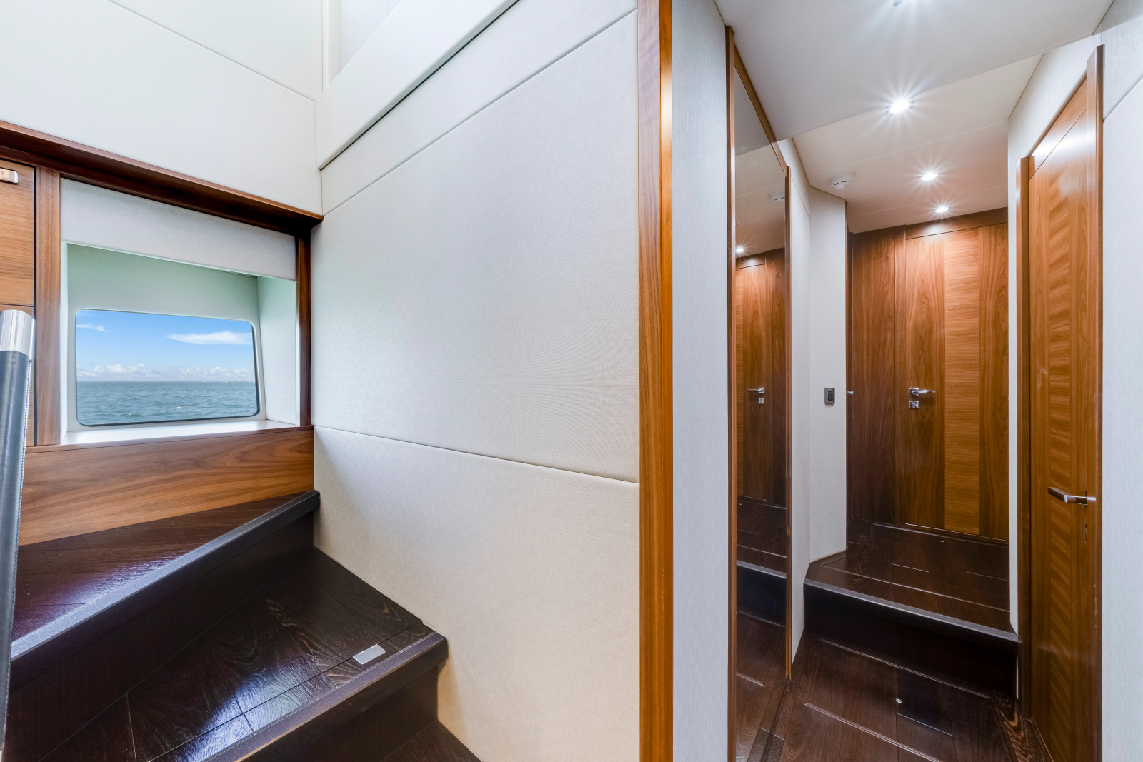 2020 Sunseeker 76 Yacht
