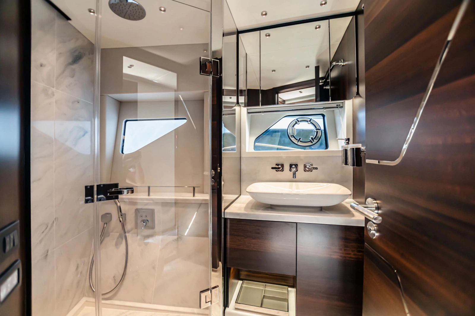 PREDATOR 65 65ft Sunseeker Yacht For Sale