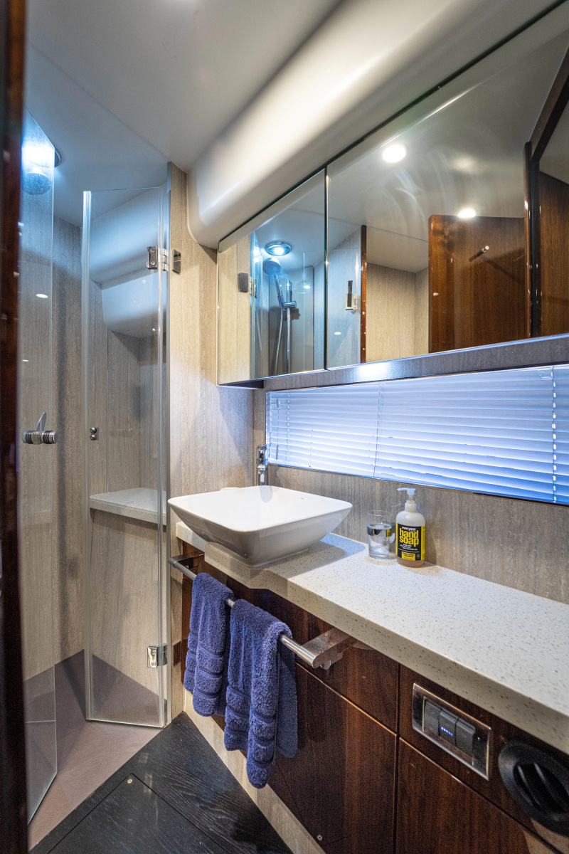 2019 Fairline Squadron 53