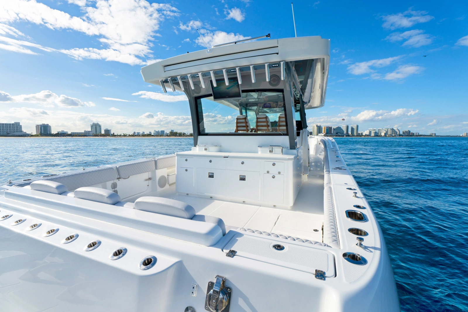 56ft HCB Yacht For Sale
