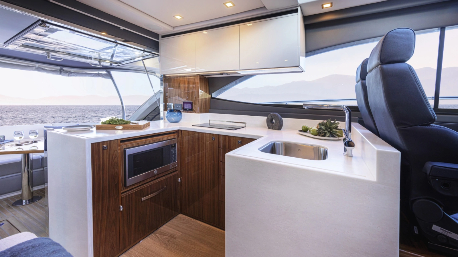4600 Sport Yacht 46ft Riviera Yacht For Sale