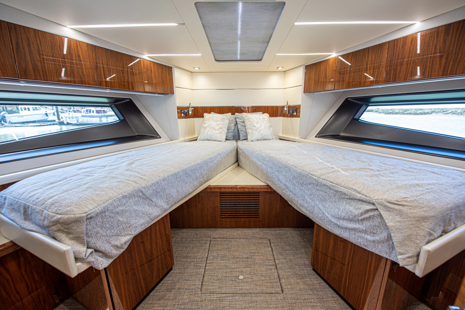 2019 Sunseeker 50 Predator