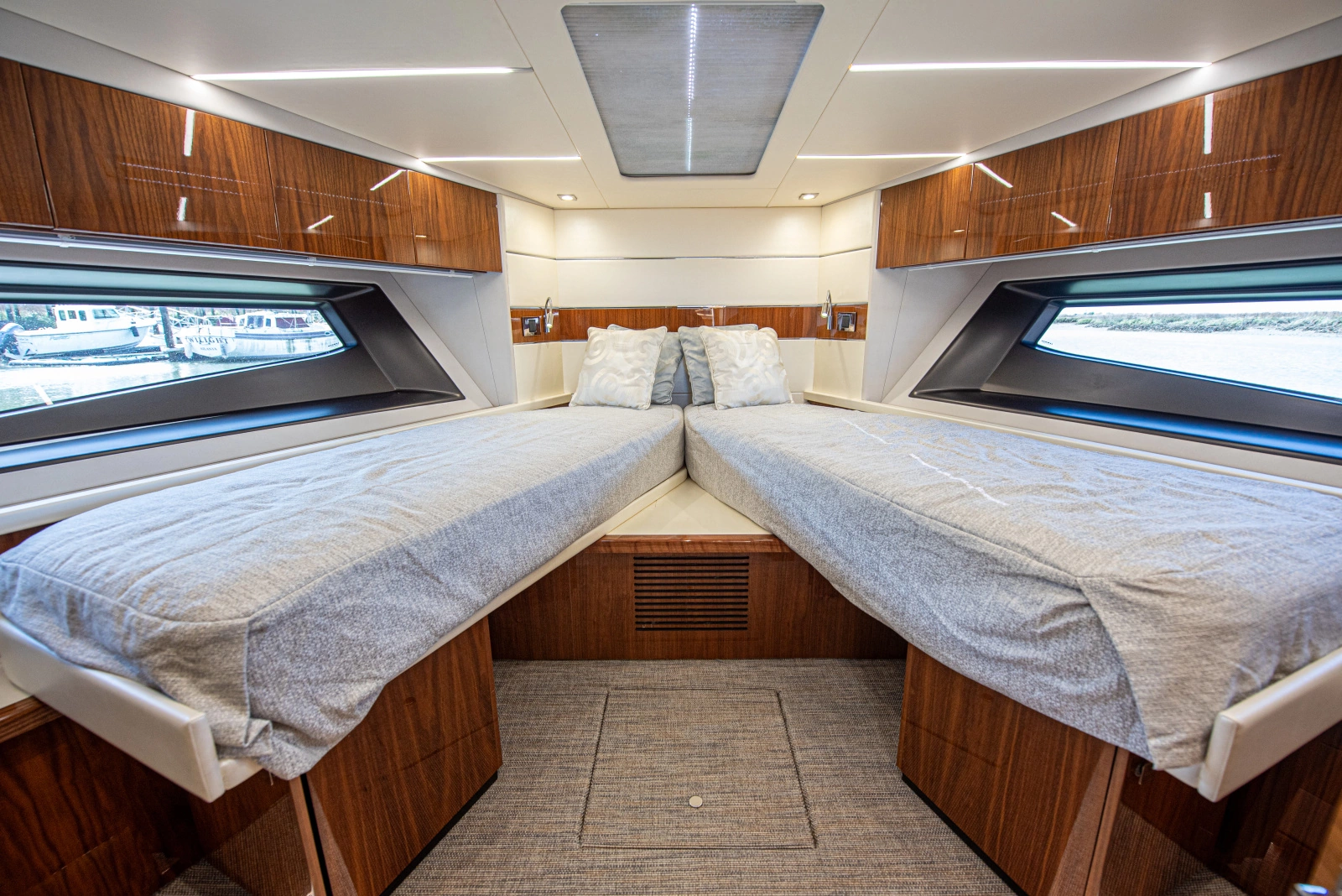 2019 Sunseeker 50 Predator