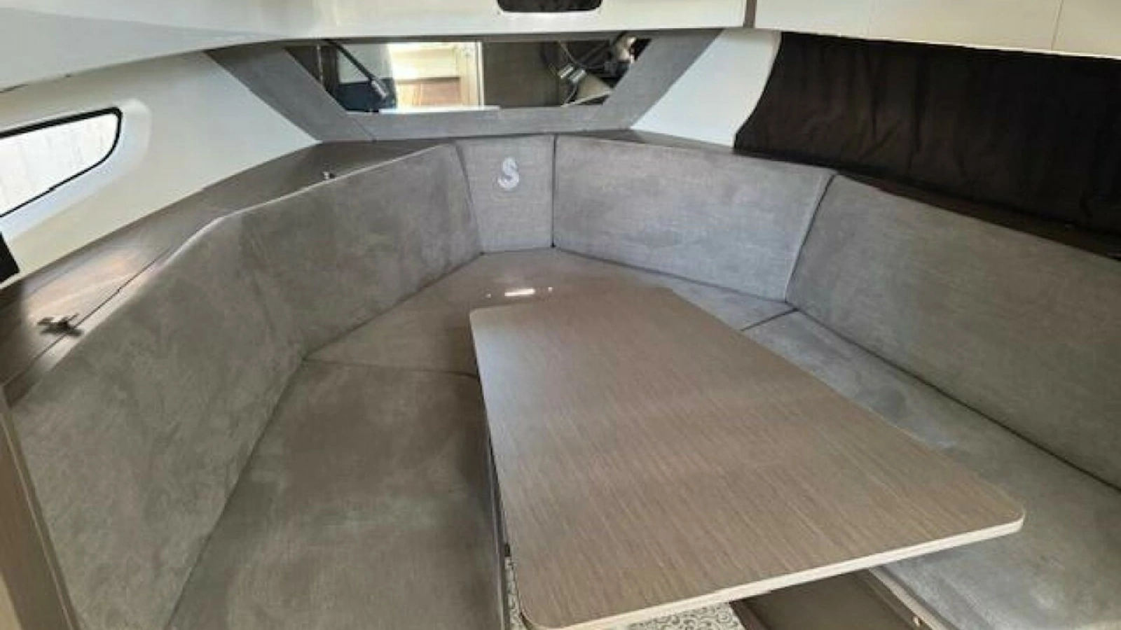 2022 Beneteau 32 Gran Turismo - FORTUNA