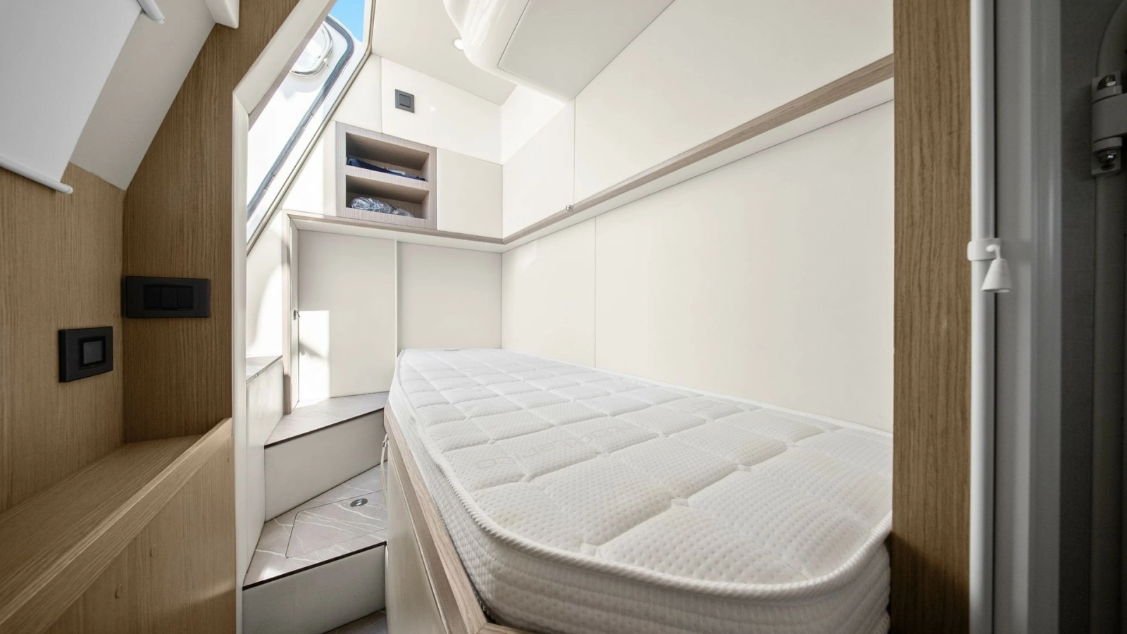 Guest Cabin with Single Berth