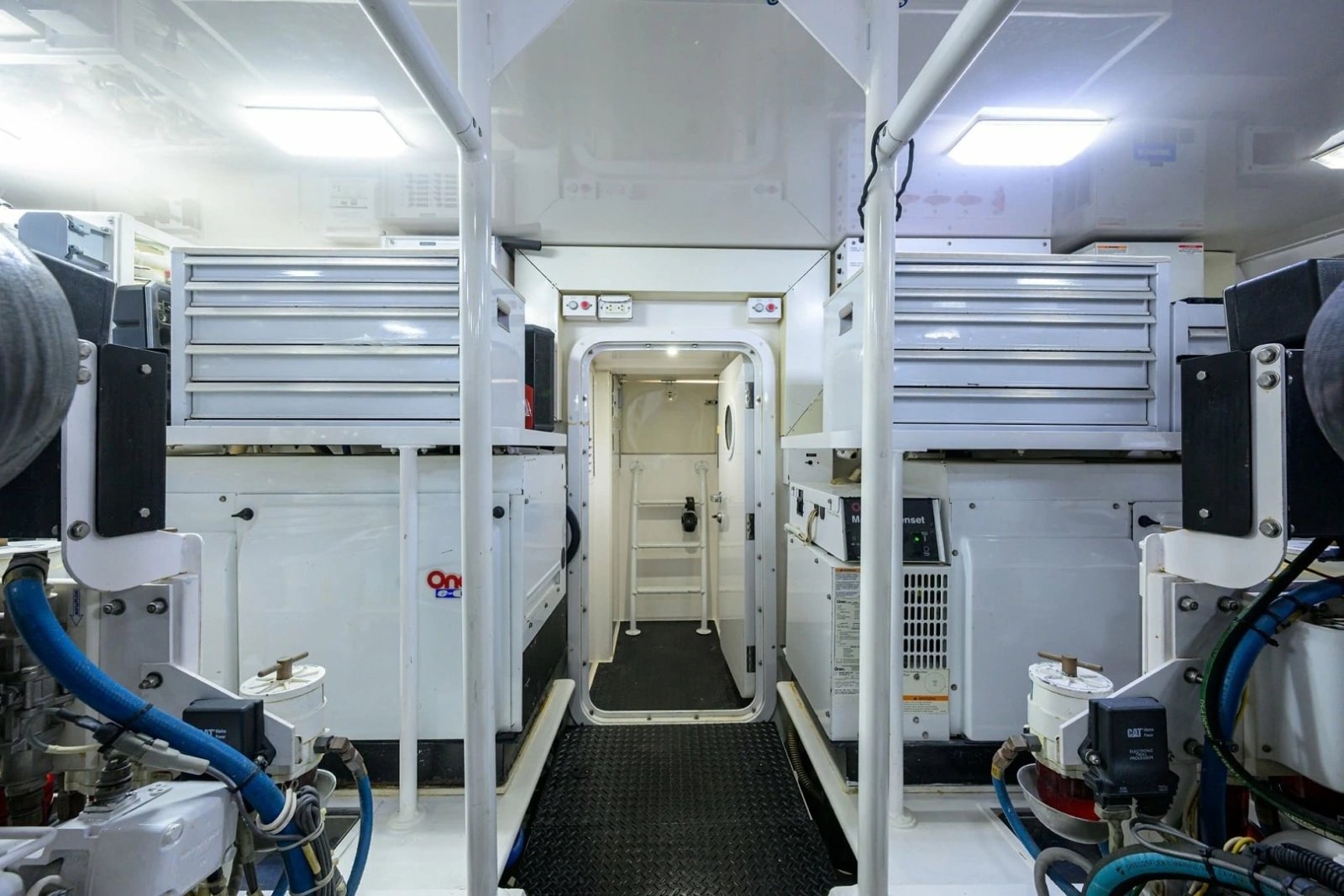 Viking 68 - BLOWFISH3 - Engine Room