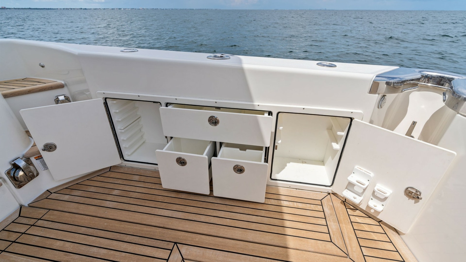 Aft Deck Storage and Amenities