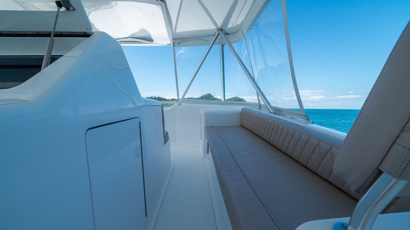 2001 Viking 61 Convertible- Caliente- Flybridge Seating