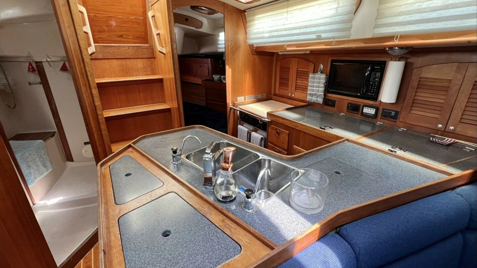 1999 Sabre 402 Sailboat  - VELA DARE II