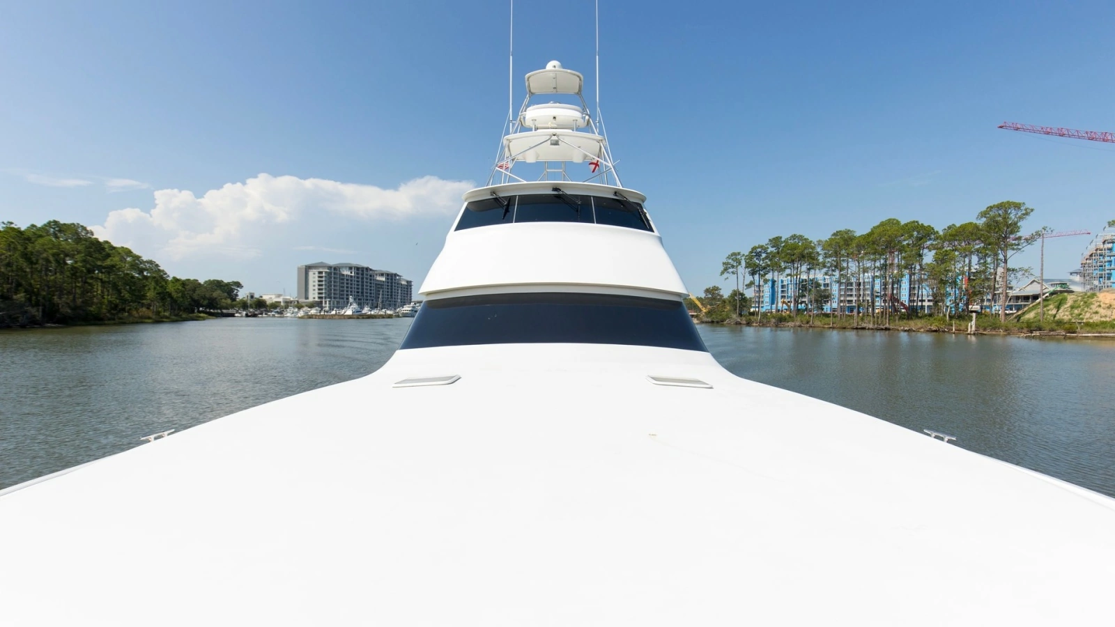 2005 61 Viking Enclosed Bridge Kelkat Forward Bow (3)