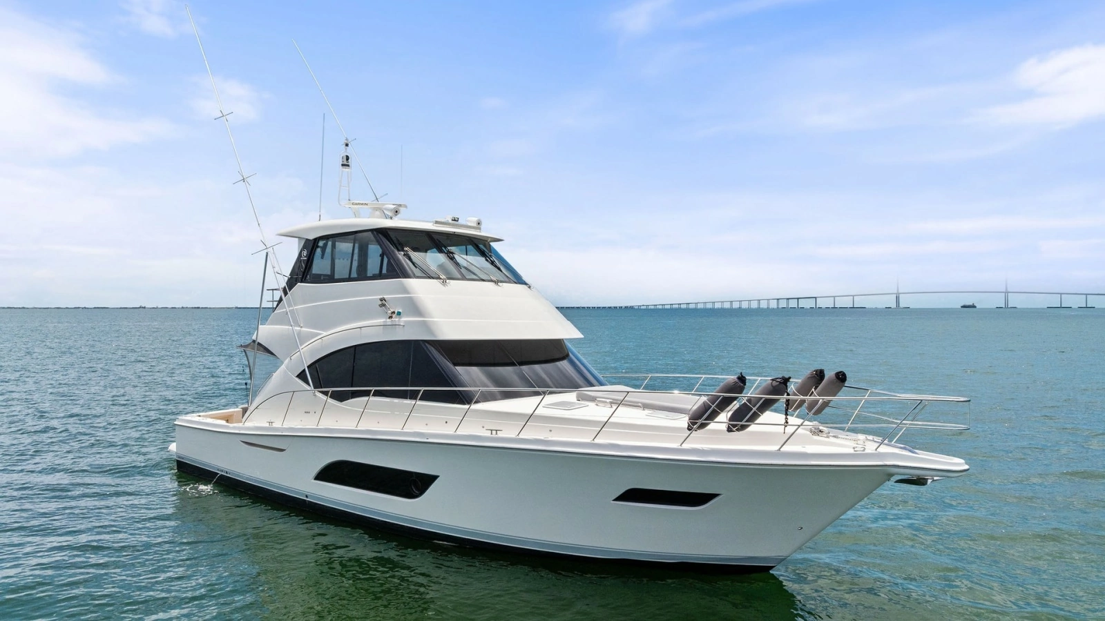 Starboard Side with Enclosed Bridge