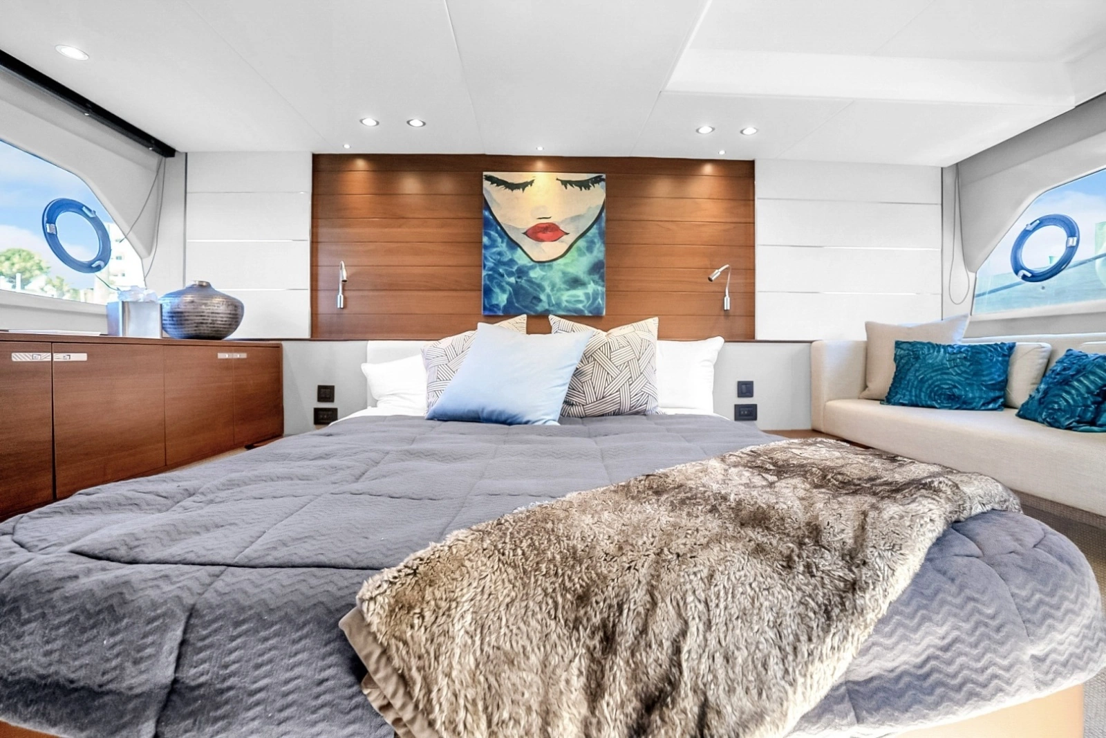 2016 Princess V58-HAPPY HOUR- Master Stateroom