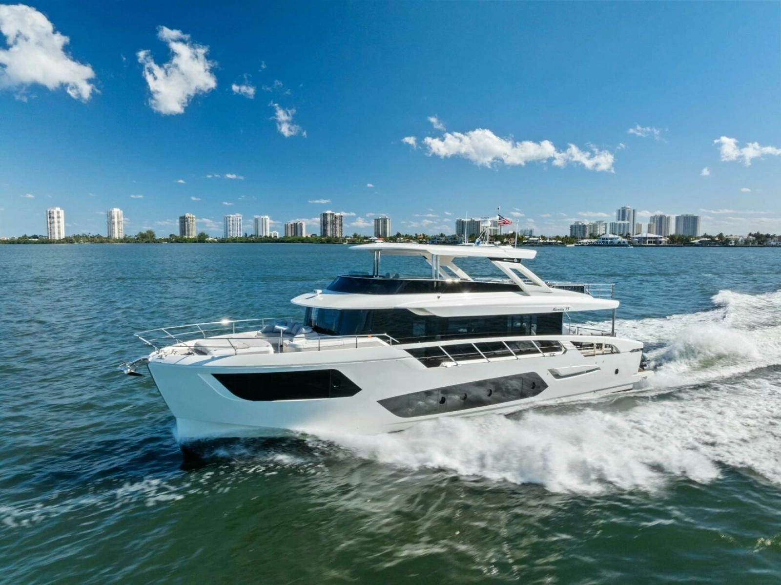 Fantasy Girl 75ft Absolute Yacht For Sale