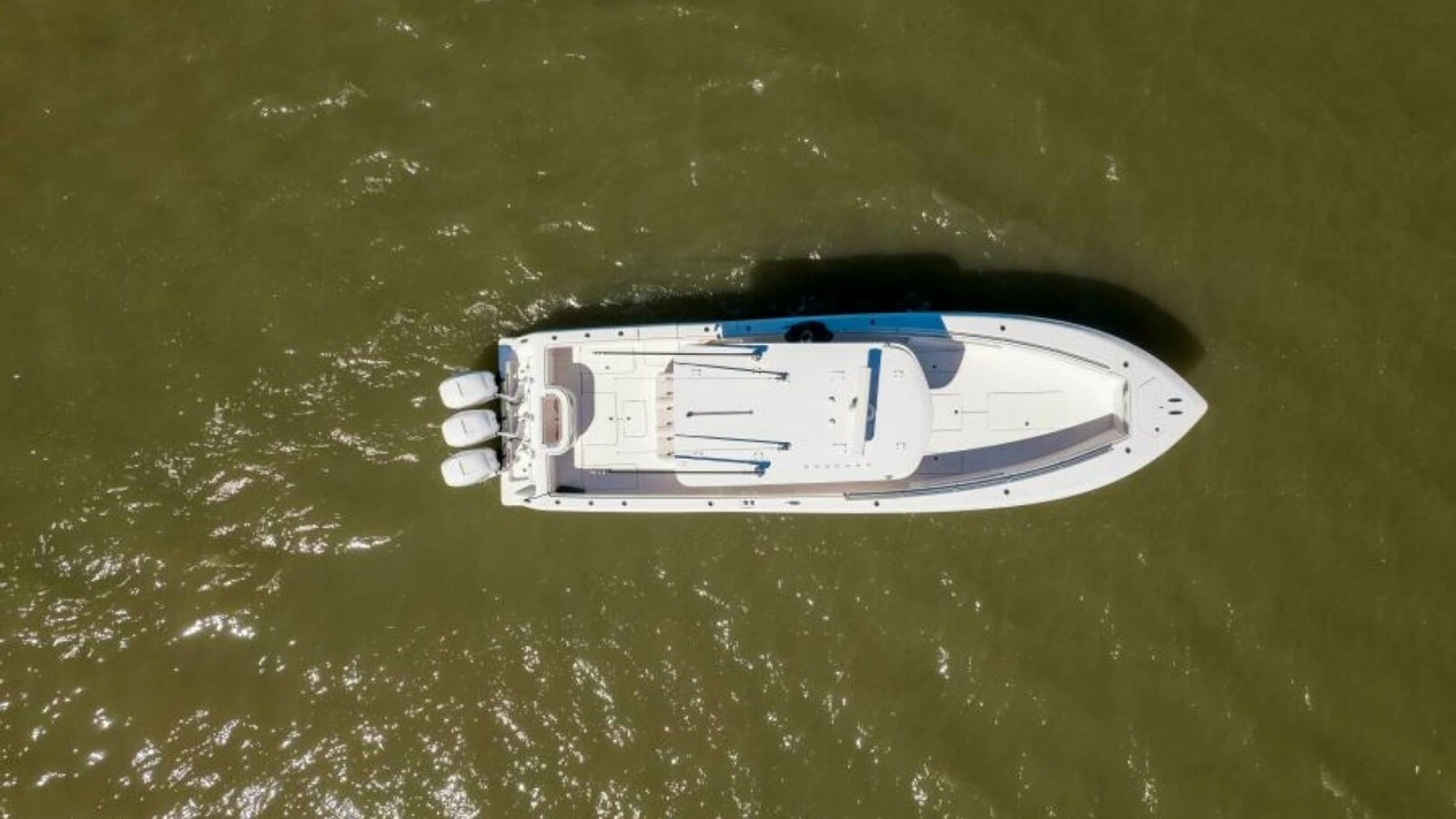 2019 Invincible 39 Open