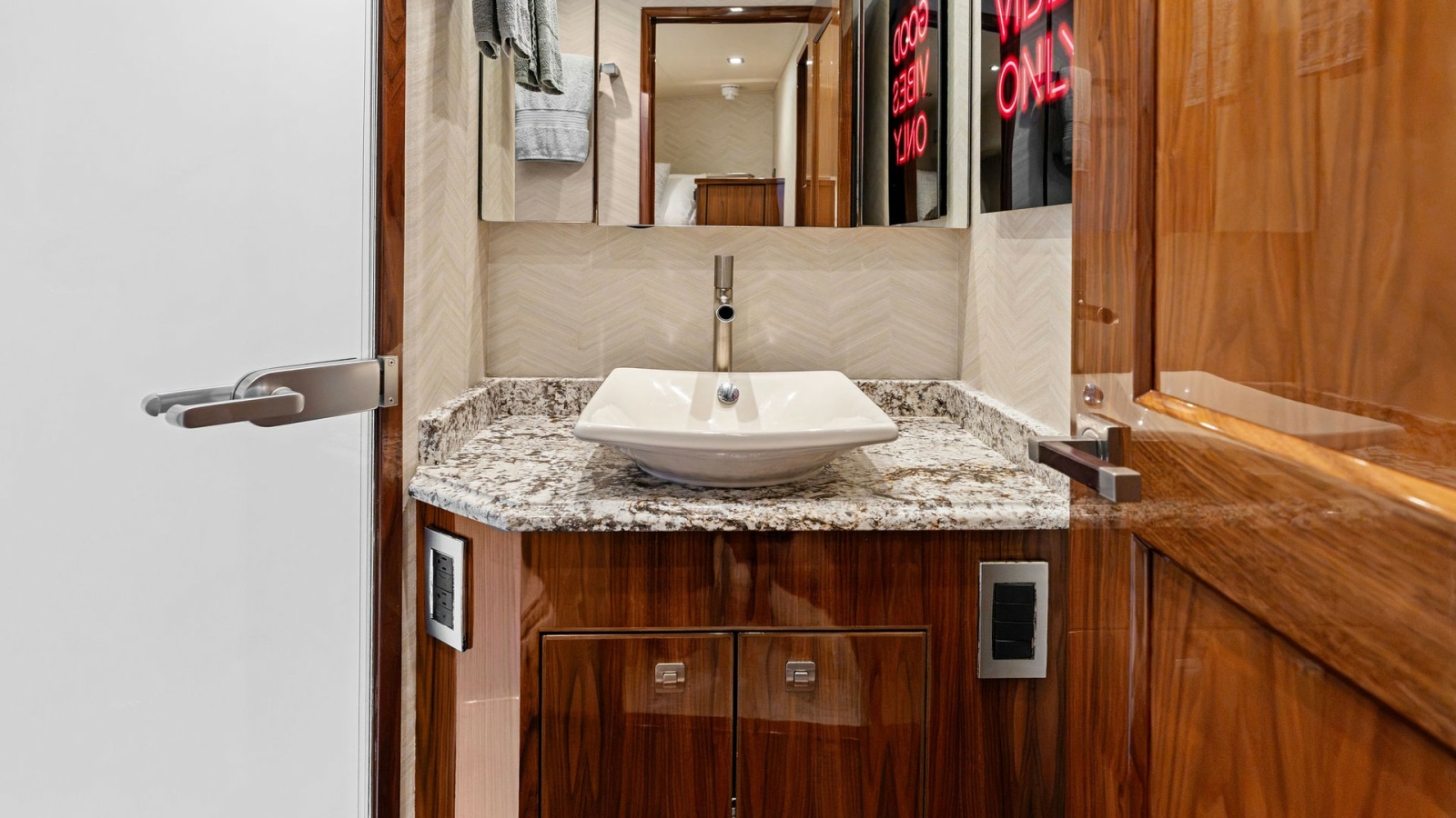 2016 Viking 80 Enclosed Bridge- FRIGATE-Crew Head