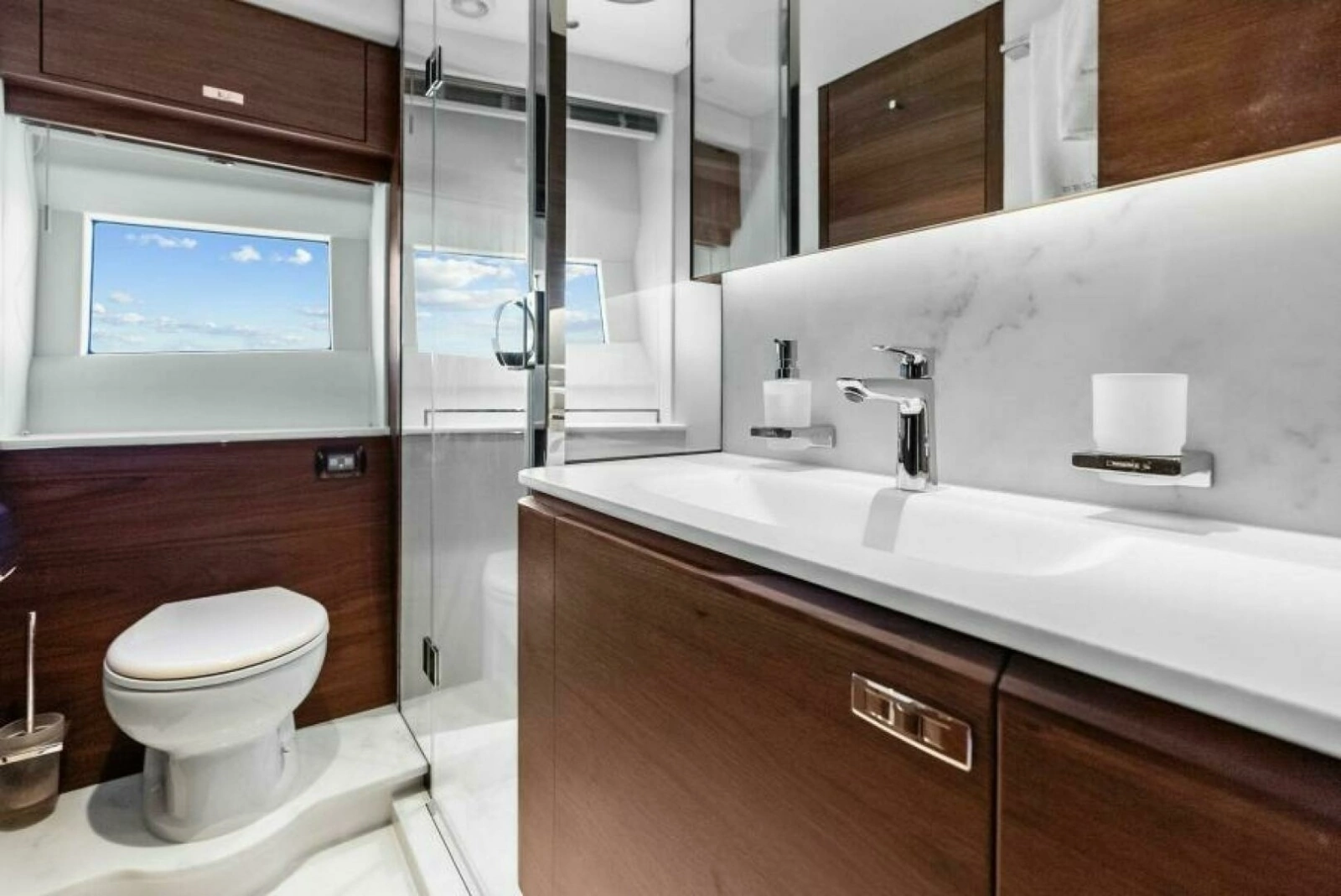2024 Princess Y72 Motor Yacht