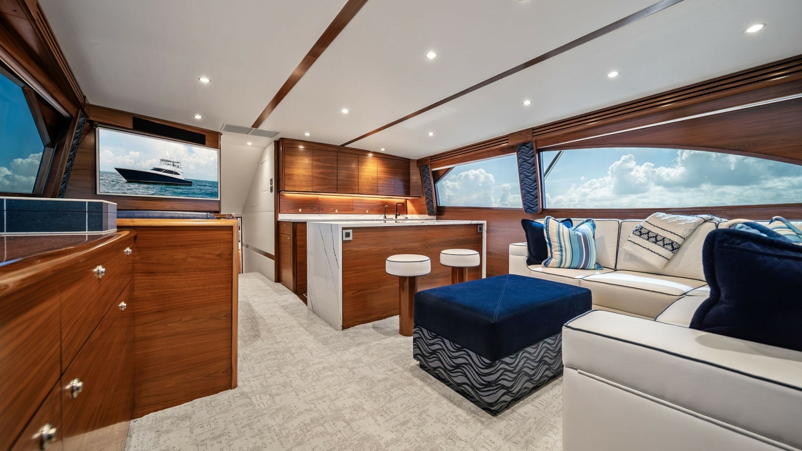 Luxurious Salon with Panoramic Views