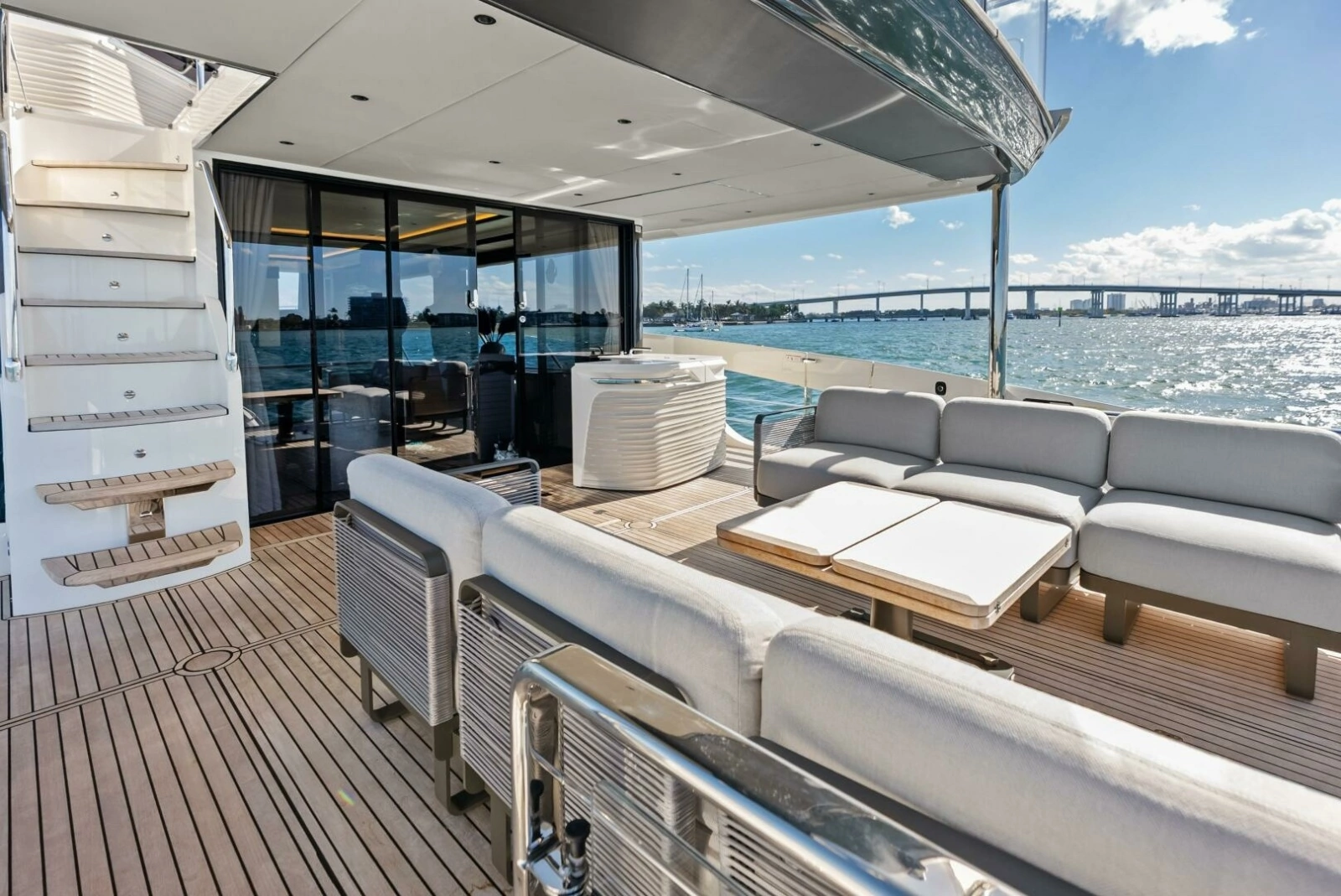 Fantasy Girl 75ft Absolute Yacht For Sale