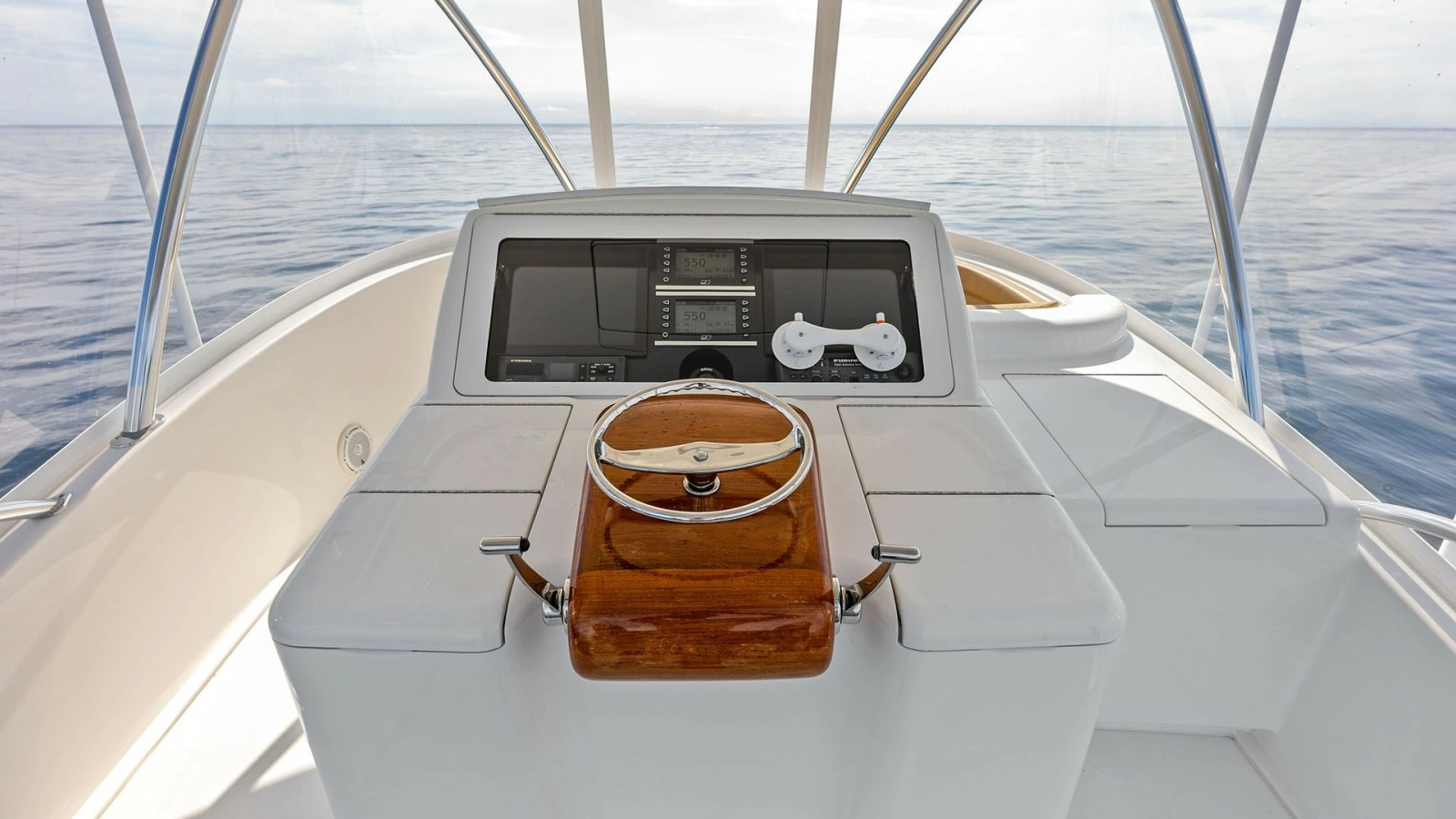 Flybridge Helm Station